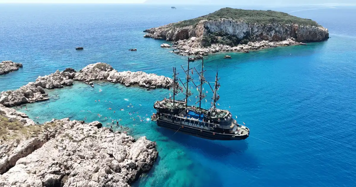 Kemer Boat Trip Luxury Mediterranean Cruise from Antalya