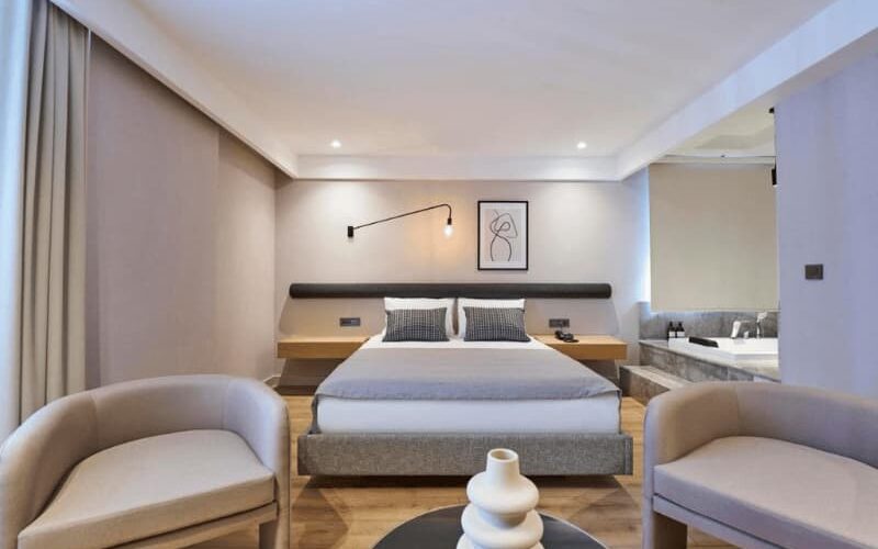 Modern and elegant room interior at La Maja Hotel Antalya with a comfortable bed, stylish decor, and spacious seating area Modern and elegant room interior at La Maja Hotel Antalya with a comfortable bed, stylish decor, and spacious seating area