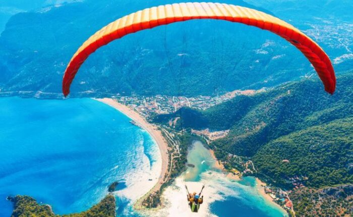 Tandem paragliding over the Blue Lagoon in Oludeniz, Fethiye Turkey